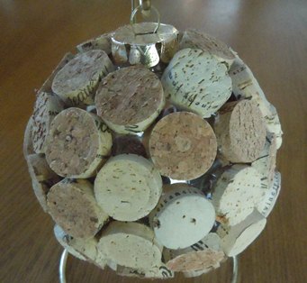 how to make a cork christmas ornament